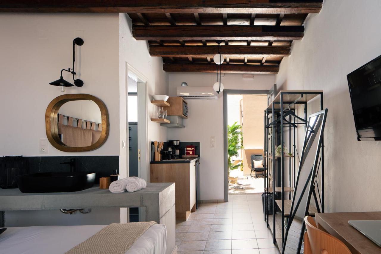Gateway Suites Ретимно Екстериор снимка