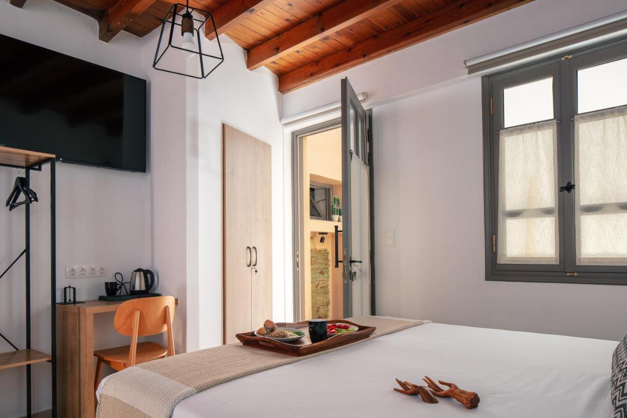 Gateway Suites Ретимно Екстериор снимка
