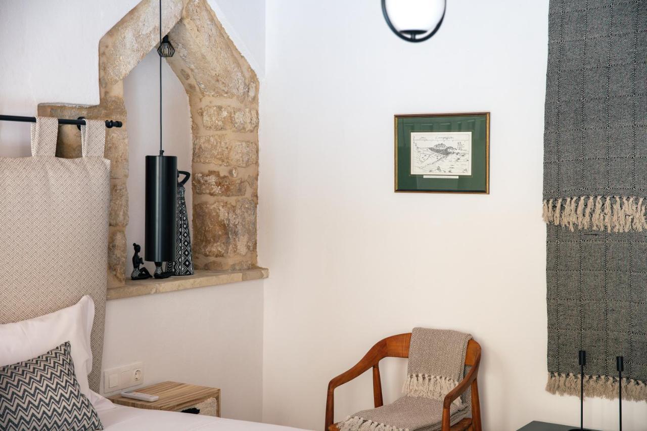 Gateway Suites Ретимно Екстериор снимка