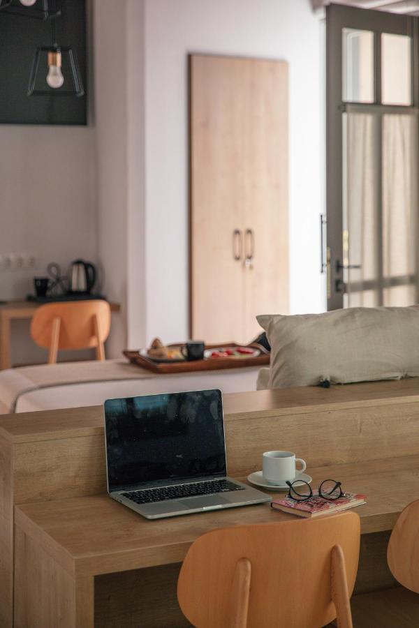 Gateway Suites Ретимно Екстериор снимка
