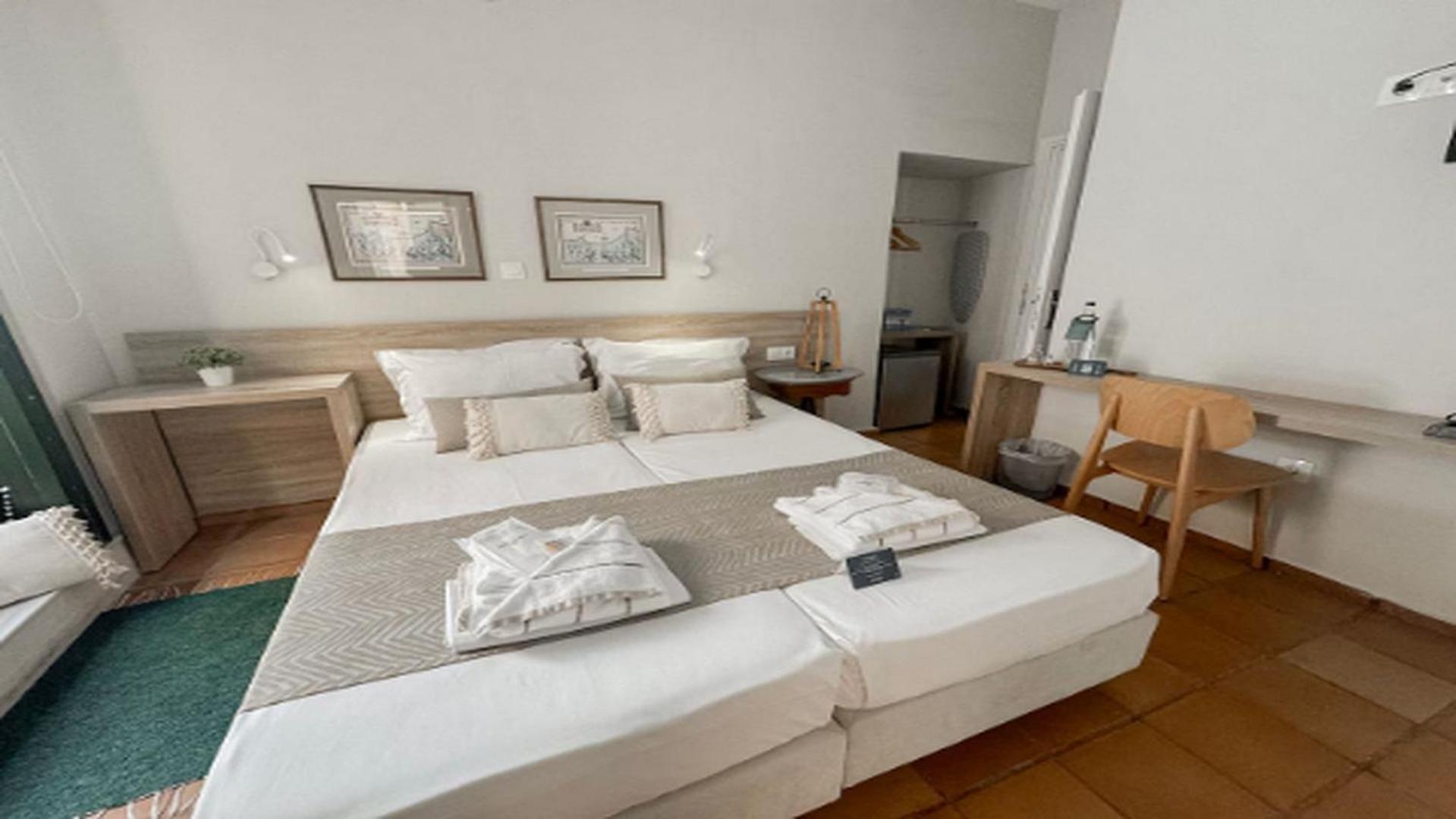 Gateway Suites Ретимно Екстериор снимка