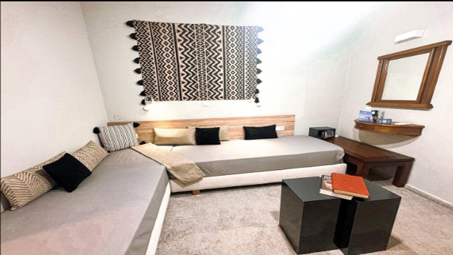Gateway Suites Ретимно Екстериор снимка